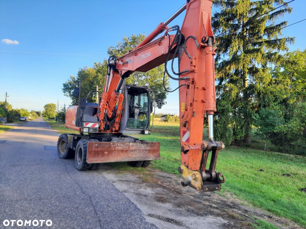 Hitachi ZX160W - 4