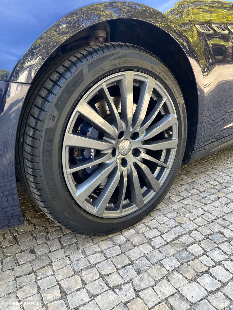 Maserati Ghibli 3.0 V6 - 2