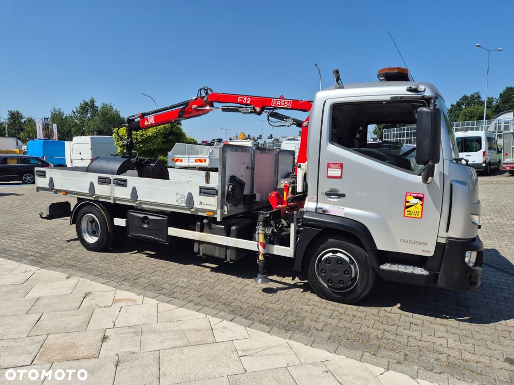 Renault D 7.5 180 / SKRZYNIA / HDS FASSI F32 / NISKI PRZEBIEG / BEZWYPADKOWY / OKLEJONY / AUTOMAT / CHWYTAK / SERWISOWANY / UNIKAT / EURO 6 - 4