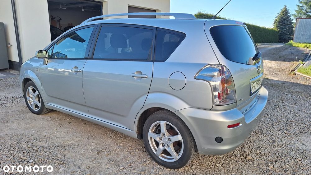 Toyota Corolla Verso 1.8 Gold 7os - 25
