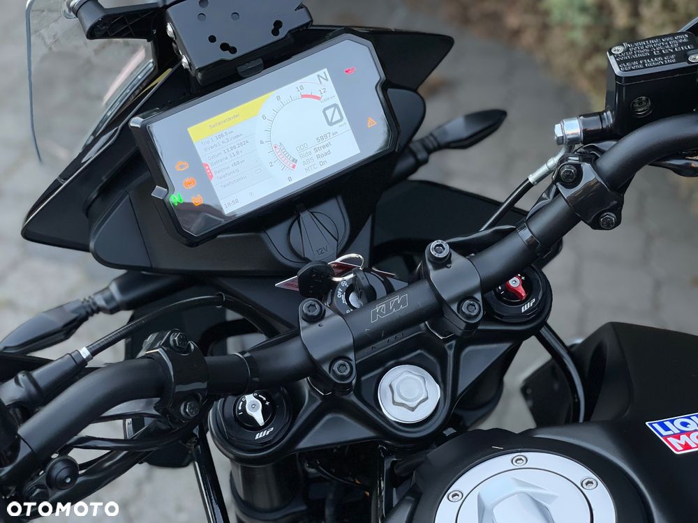 KTM Adventure - 33