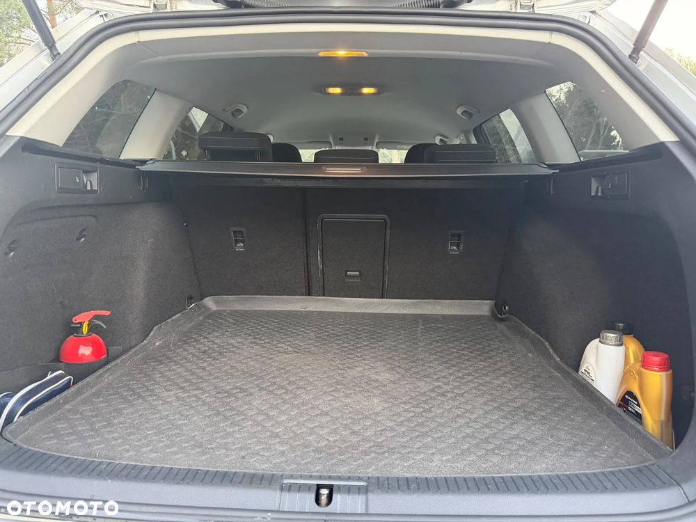 Volkswagen Golf 1.5 TSI BMT Evo Comfortline - 17