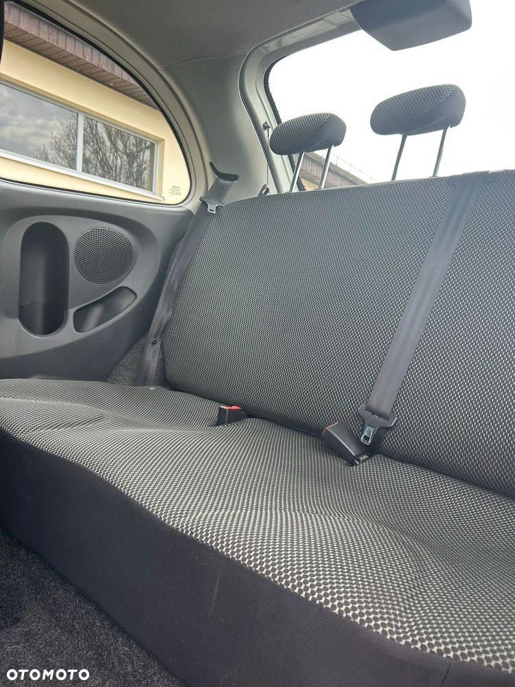 Nissan Micra 1.2 Visia - 10