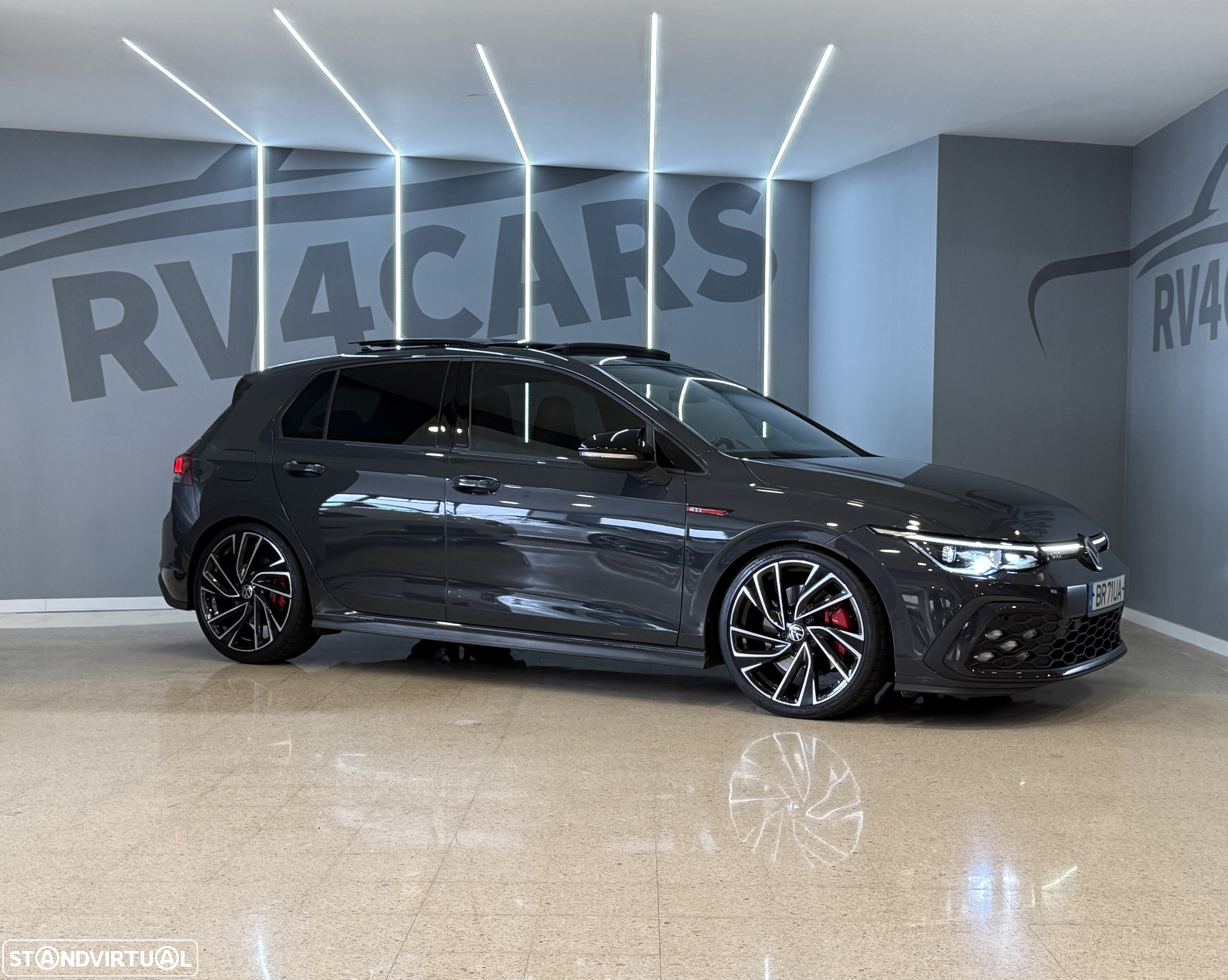 VW Golf 2.0 TSI GTI DSG Performance - 21