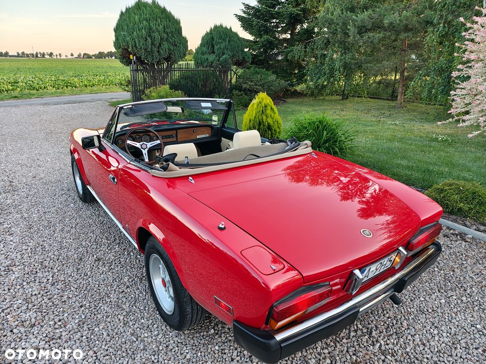 Fiat 124 Spider - 21