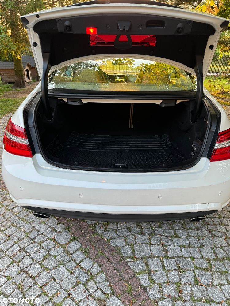 Mercedes-Benz Klasa E 350 BlueEffICIENCY - 13
