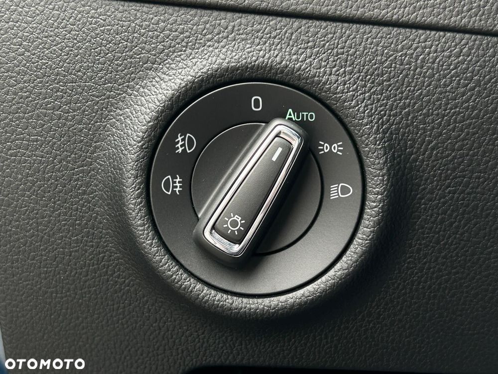 Skoda Superb 1.5 TSI Ambition DSG - 23