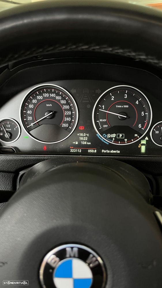 BMW 320 d Auto Pack M - 36