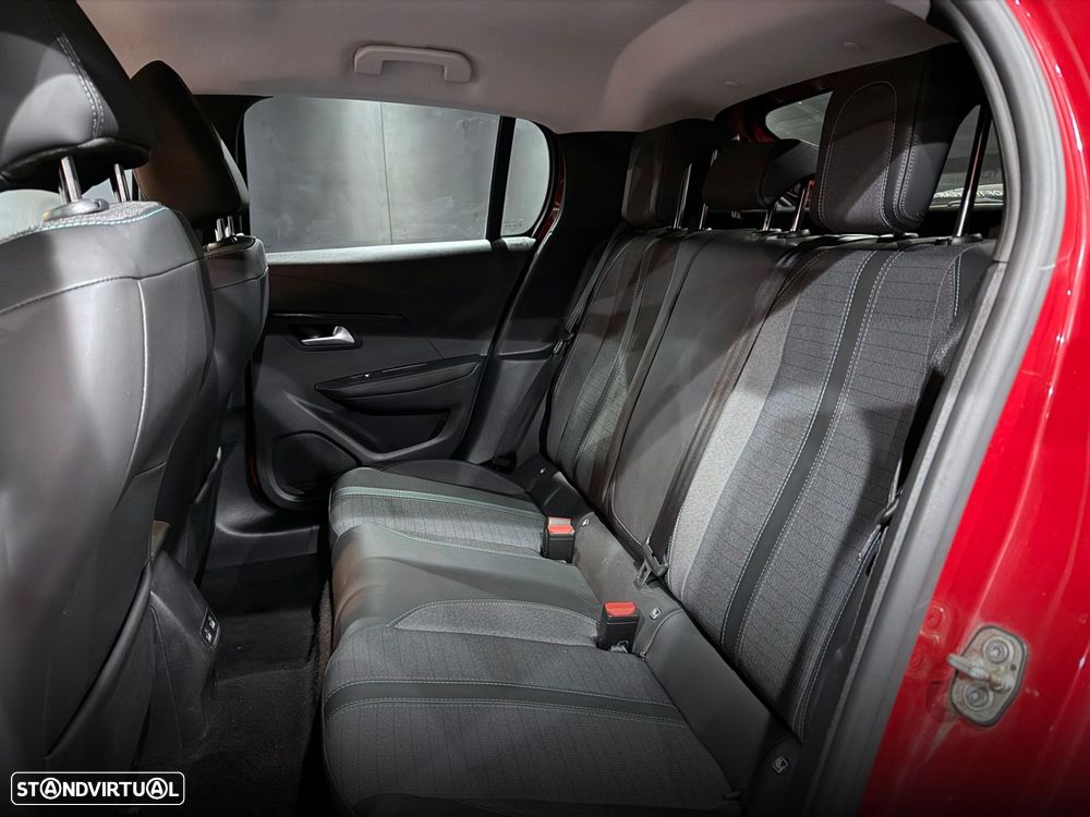 Peugeot e-208 50 kWh Allure - 30