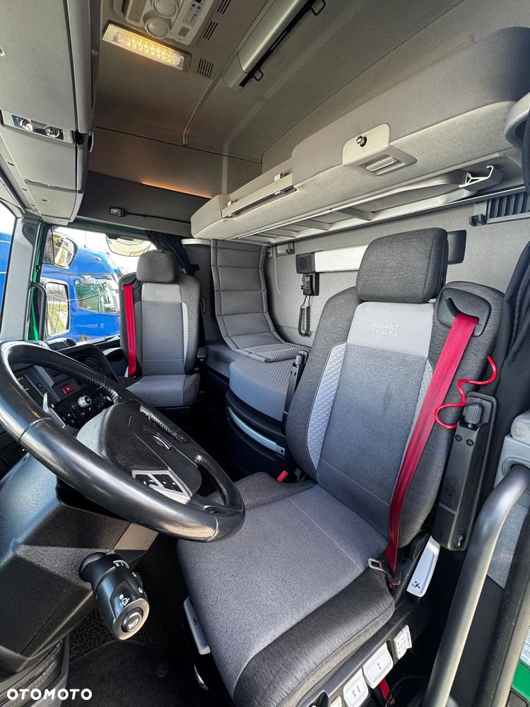 Renault T520 Evo High Cab - 8