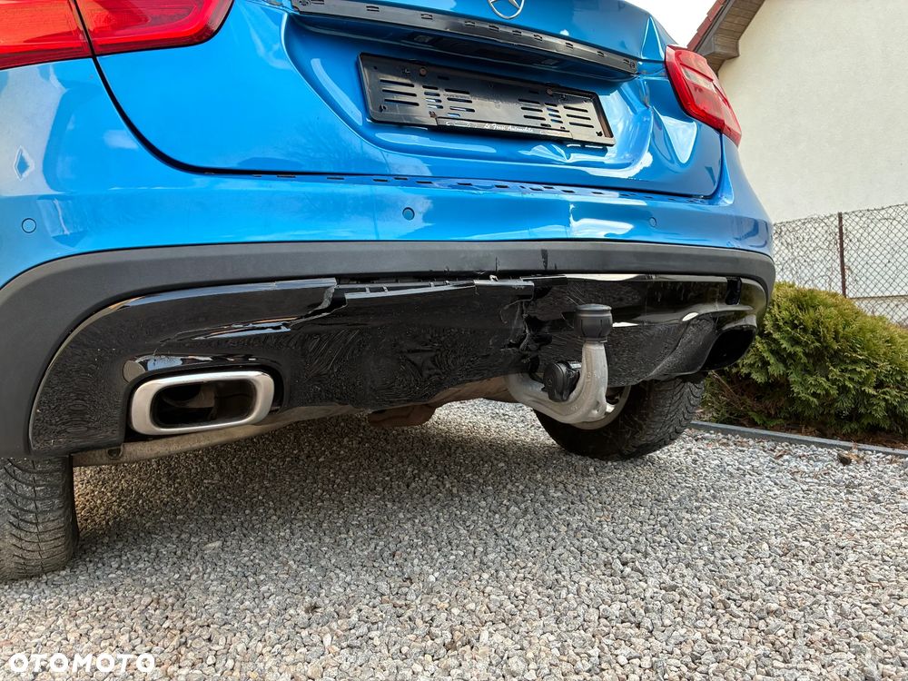Mercedes-Benz GLA 200 (CDI) d 4Matic 7G-DCT Urban - 14