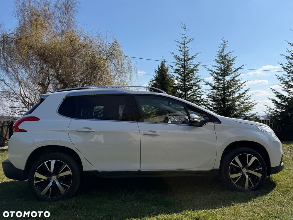 Peugeot 2008 1.6 e-HDi Allure S&S - 7