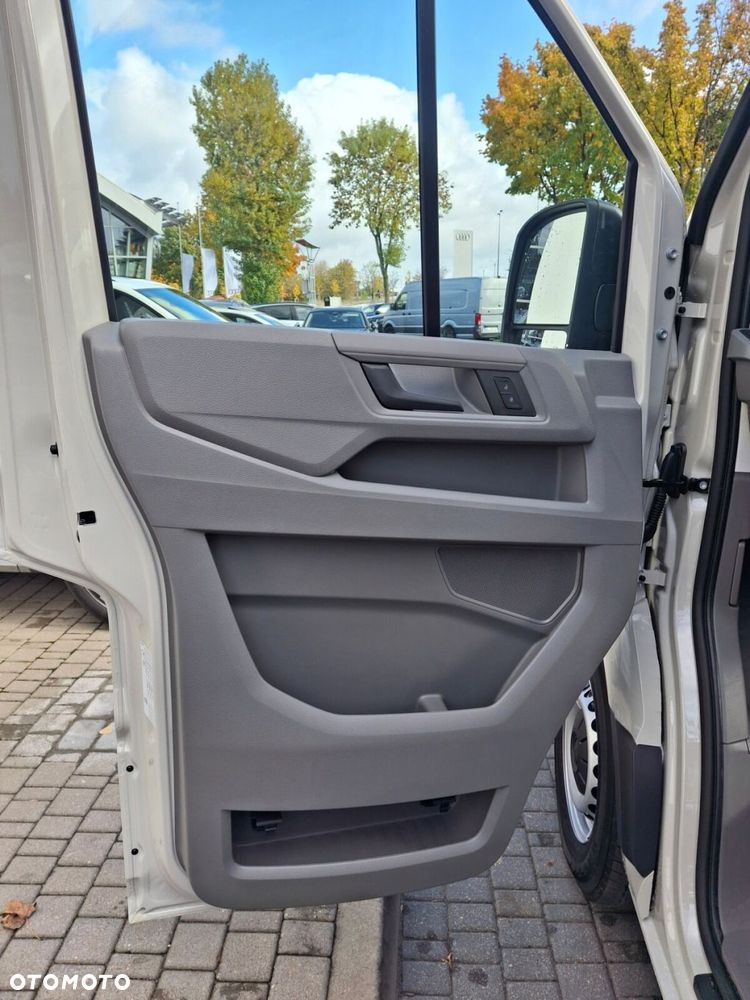 Volkswagen Crafter - 13