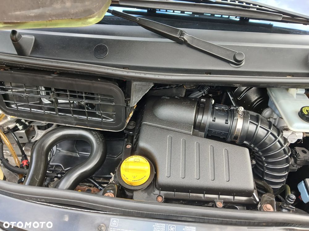Opel Vivaro - 21