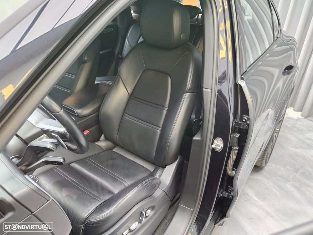 Porsche Cayenne Coupé E-Hybrid - 21