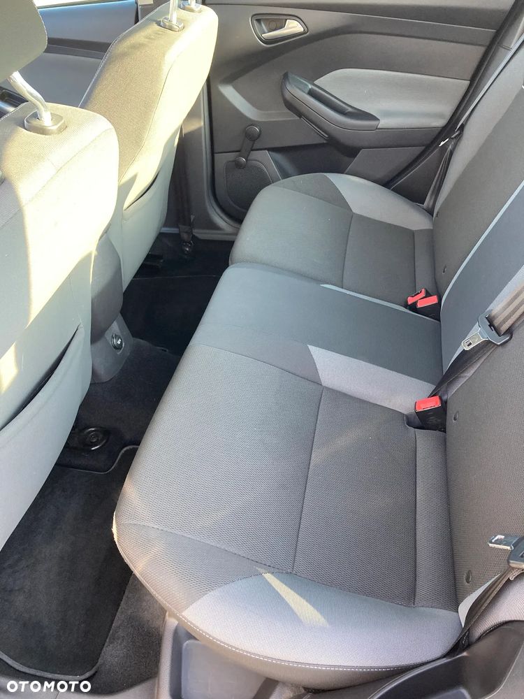 Ford Focus 1.6 TDCi Ambiente - 10