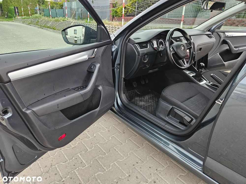 Skoda Octavia 1.4 TSI Ambition - 13