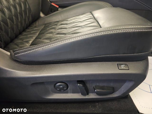 Nissan Qashqai 1.3 DIG-T MHEV 4x4 Tekna+ Xtronic - 19