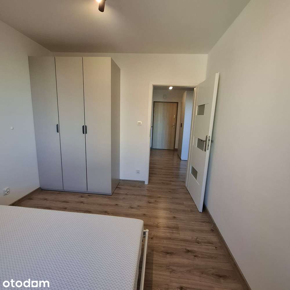 Wynajmę dwupokojowe mieszkanie 45 m² z klimatyzacją,balkonem i garażem