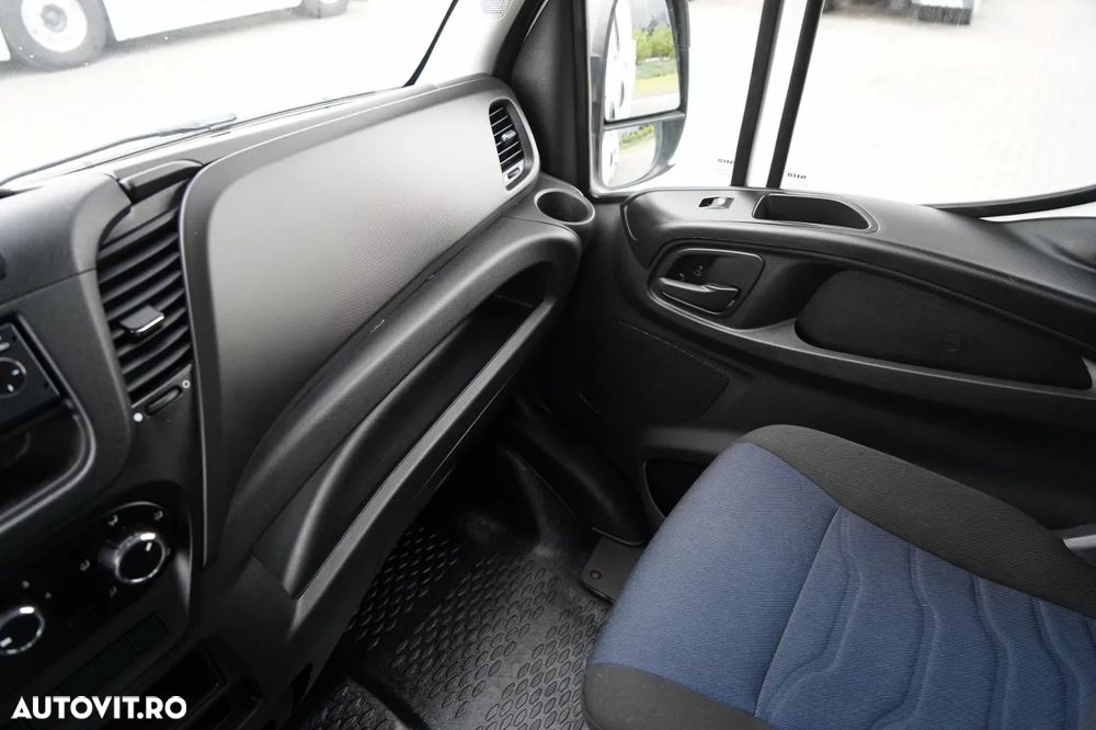 Iveco DAILY 35-140 / BASCULATOR / CU TRACȚIE MÂNĂ / DOUĂ TRACȚII / MANUAL / 6 LOCURI / - 30