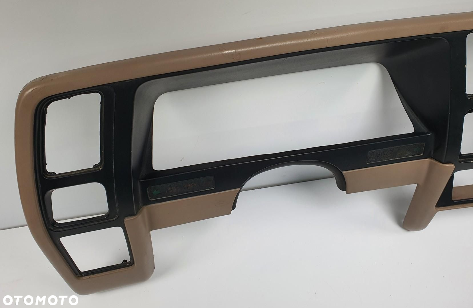 RAMKA OBUDOWA DESKI KONSOLI FORD RANGER II 89-92R F07B-10045C90-ABW - 4