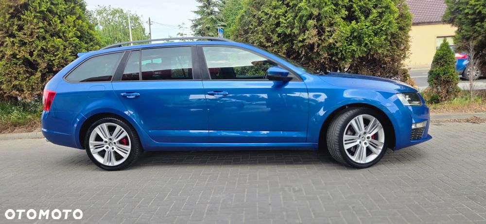 Skoda Octavia 2.0 TDI DSG RS - 9