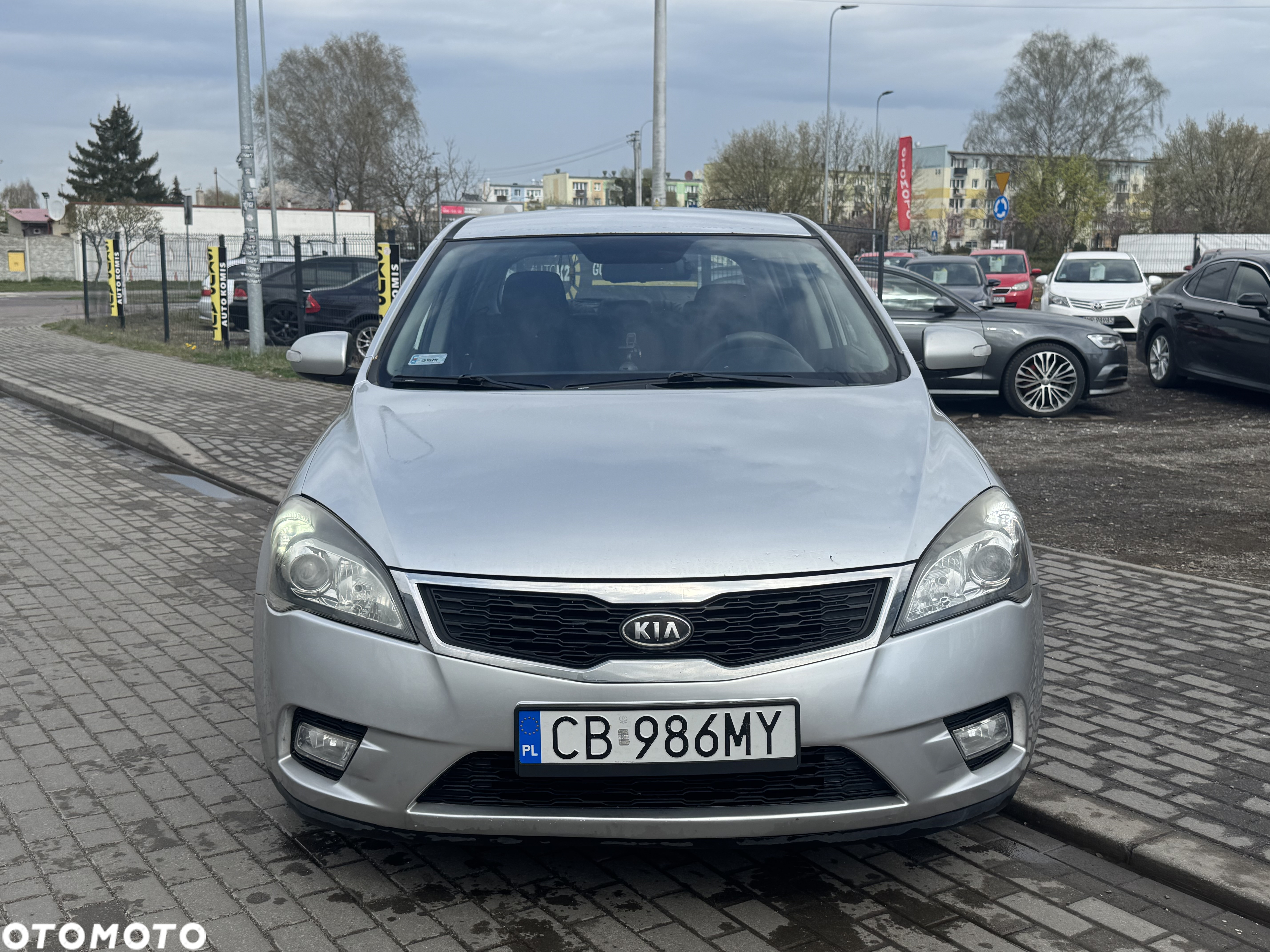Kia Ceed 1.6 CRDi 90 Spirit - 13