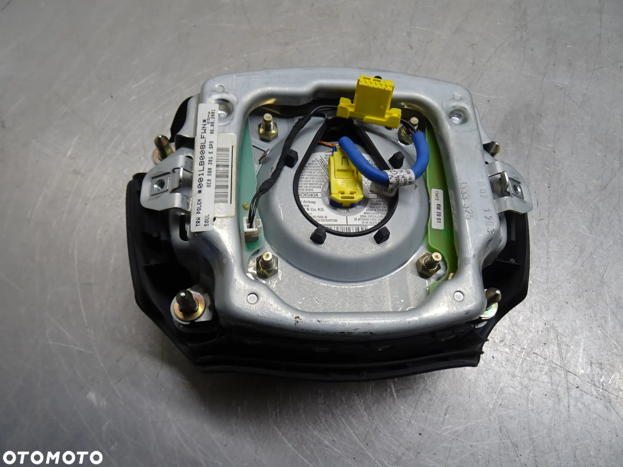 AUDI A4 B6 1.9TDI PODUSZKA KIEROWCY AIRBAG 8E0880201E - 5