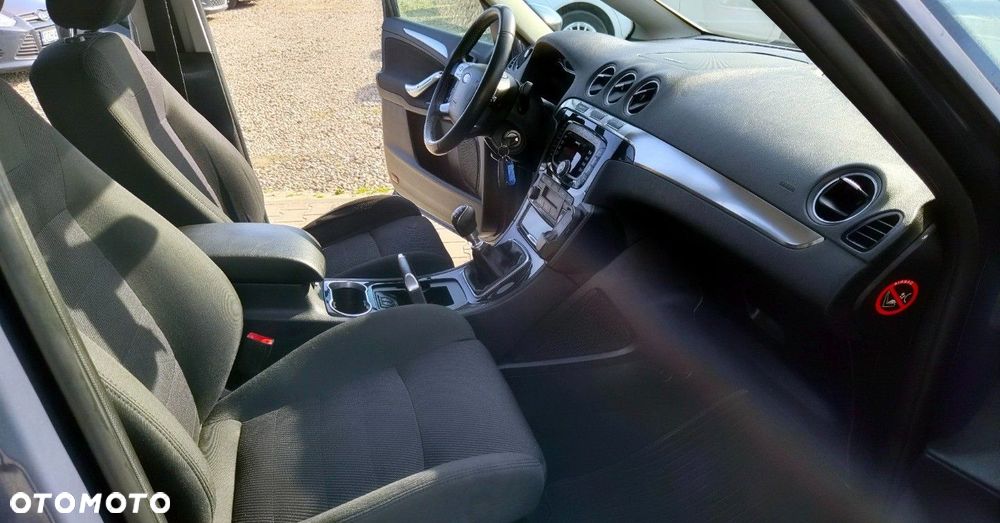 Ford S-Max - 29
