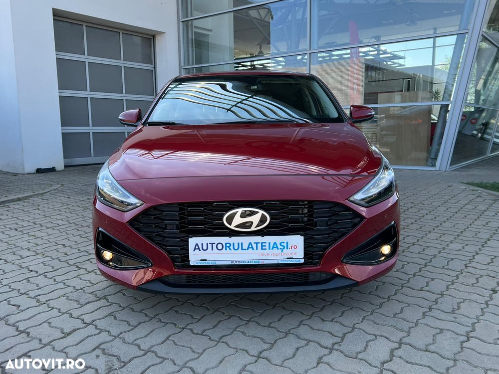 Hyundai i30 1.5 T-GDI 48V-Hybrid DCT Advantage - 9