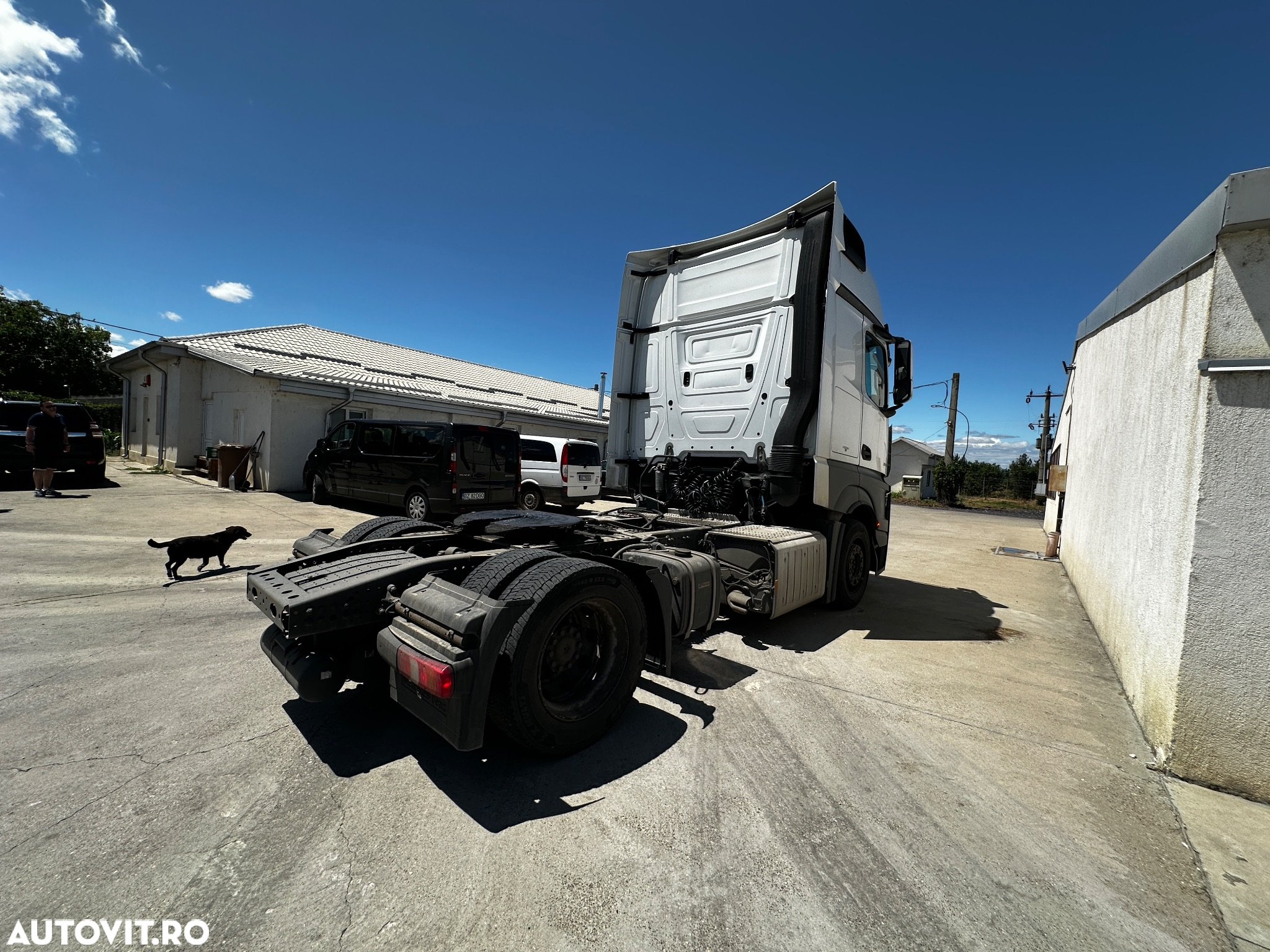 Mercedes-Benz Actros - 23