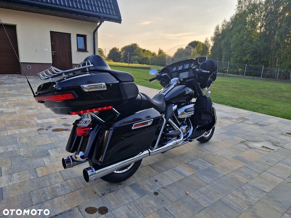 Harley-Davidson FLHTCU Ultra - 5