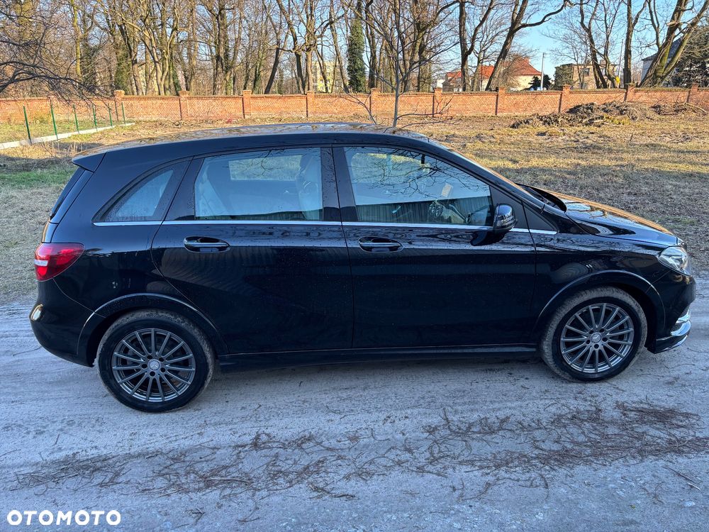 Mercedes-Benz Klasa B (Electric Drive) 250 e - 6