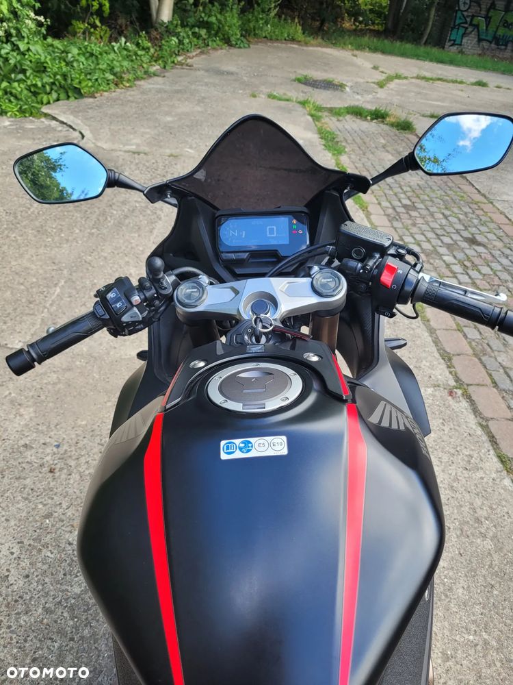 Honda CBR - 4