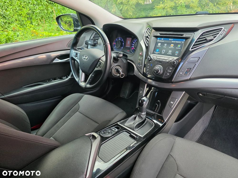 Hyundai i40 Kombi 1.7 CRDi DCT Style - 11