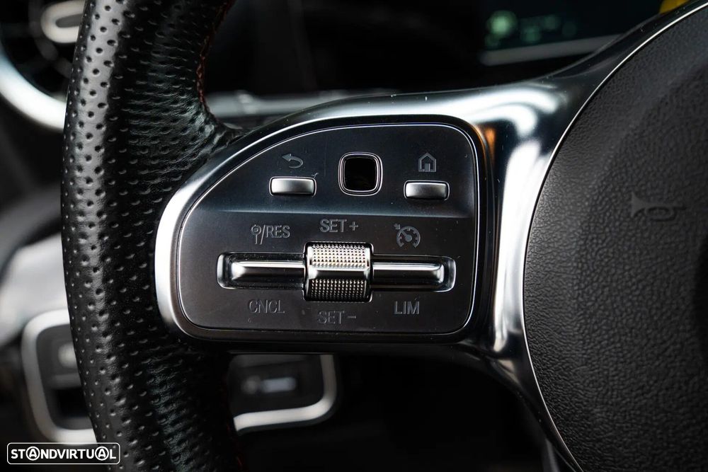 Mercedes-Benz CLA 180 - 16