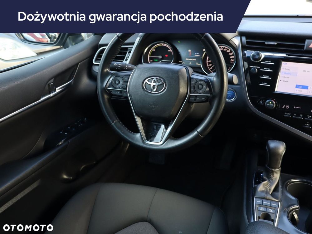 Toyota Camry - 9