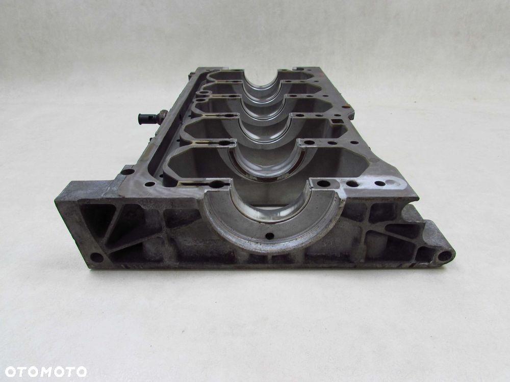 VOLVO S60 S80 V70 XC 02-08 D5244T POLBLOK BLOK DOL SILNIKA KARTER 9186948 - 3