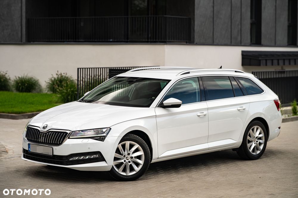 Skoda Superb 2.0 TDI SCR Style DSG - 4