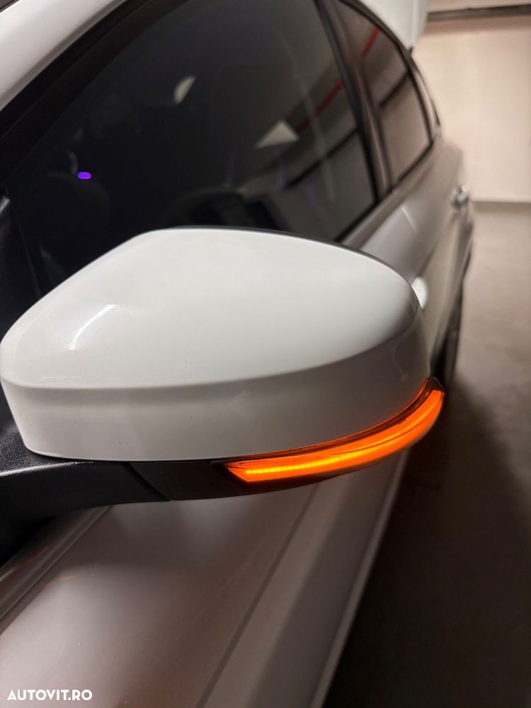 Ford Focus 1.5 TDCi DPF Start-Stopp-System Business - 13