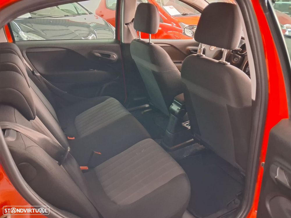 Fiat Punto 1.2 Lounge S&S - 13