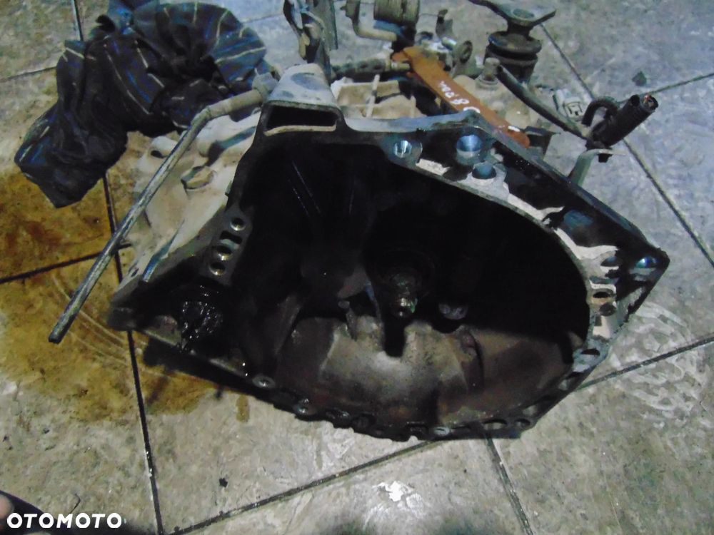 Skrzynia Biegów Toyota aygo 1 1,0 numer 20TT01 - 3
