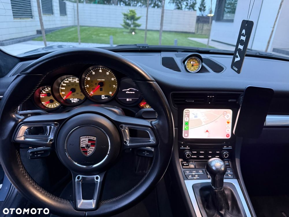 Porsche 911 Carrera T - 30