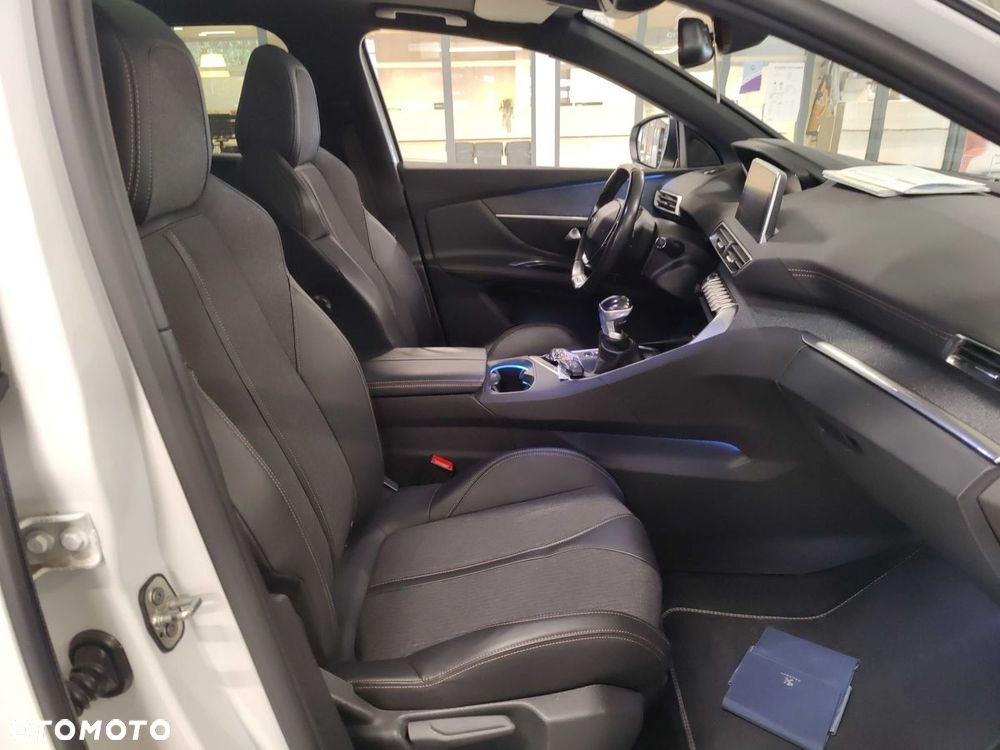 Peugeot 3008 1.5 BlueHDi Allure S&S - 6