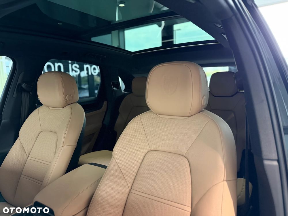 Porsche Cayenne Black Edition - 21