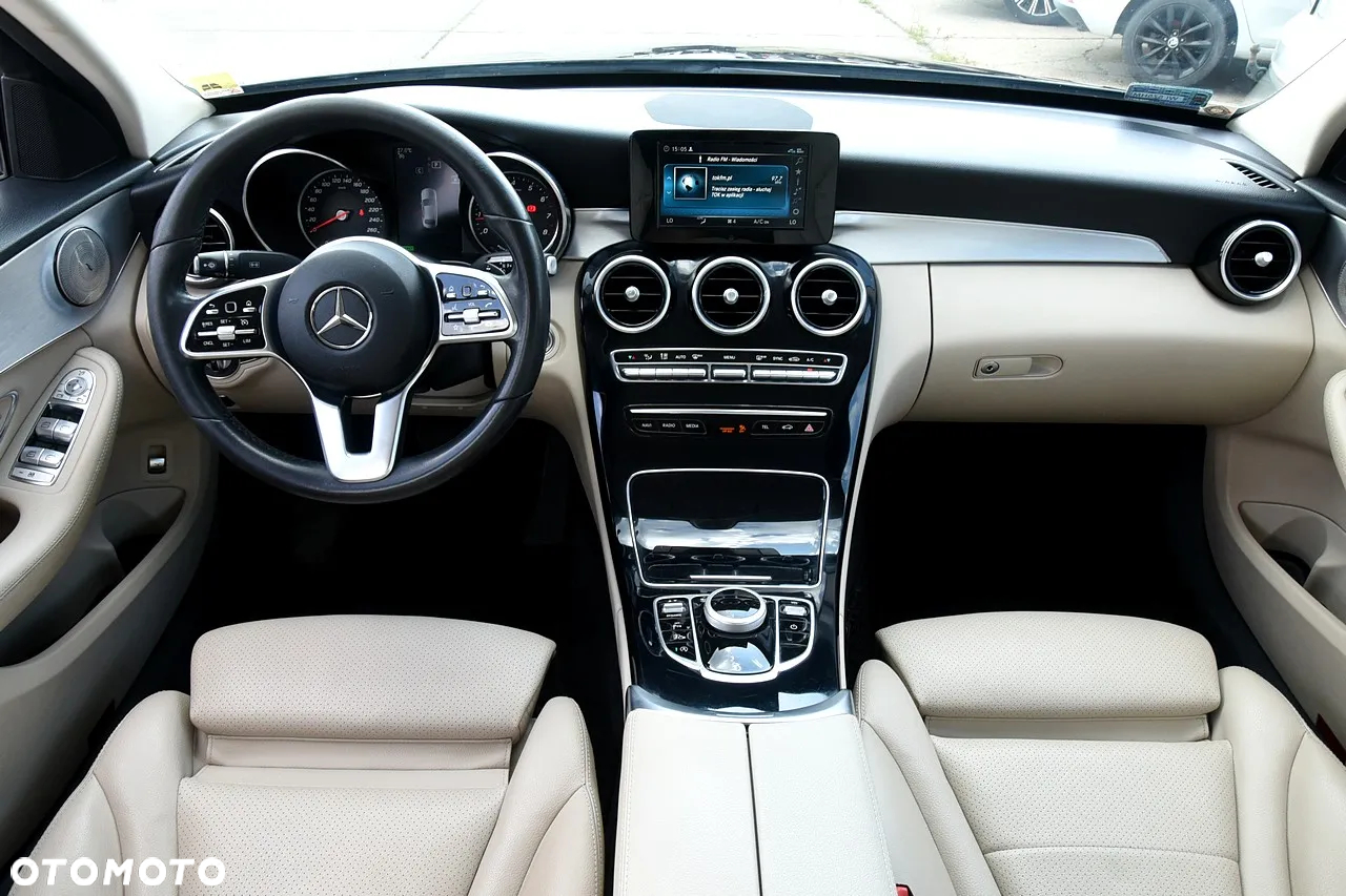 Mercedes-Benz Klasa C 200 4MATIC 9G-TRONIC - 12