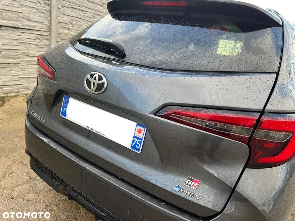 Toyota Corolla 1.8 Hybrid GR Sport - 27