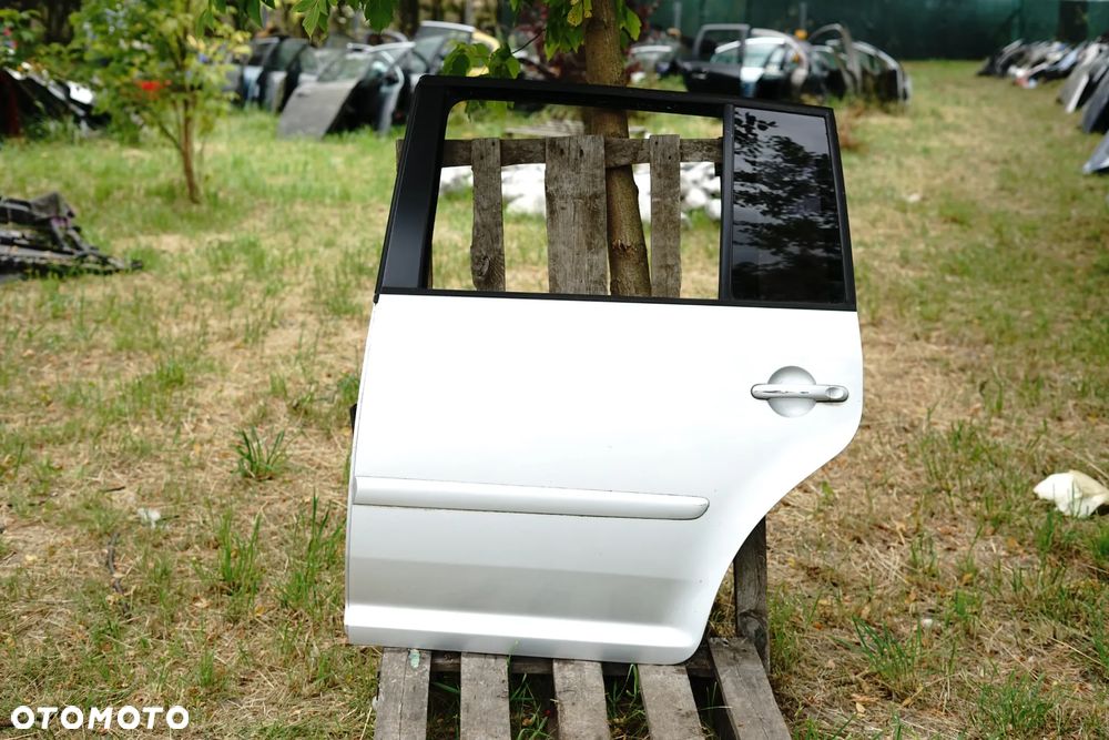 Drzwi tył tylne lewe VW Touran I LA7W - 1