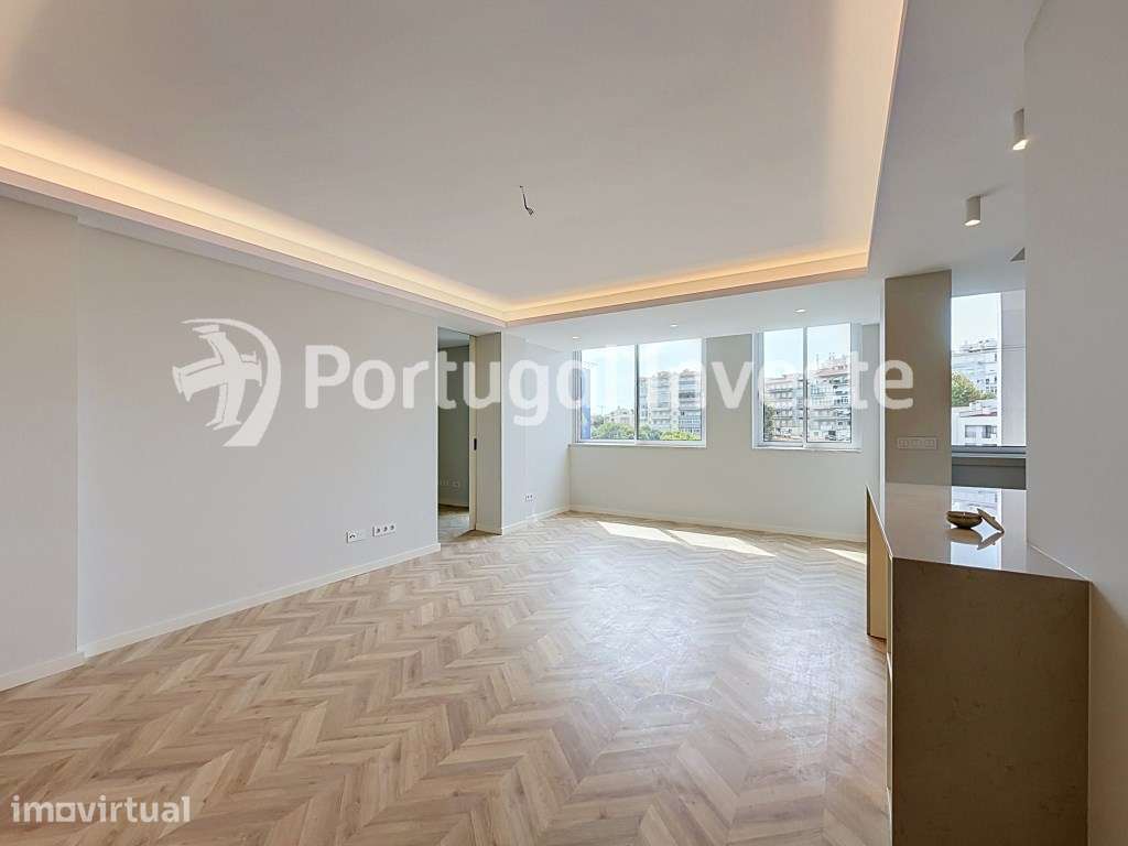 Apartamento T3+1 Totalmente Remodelado com Arrecadação e vista Rio ... - Grande imagem: 3/49