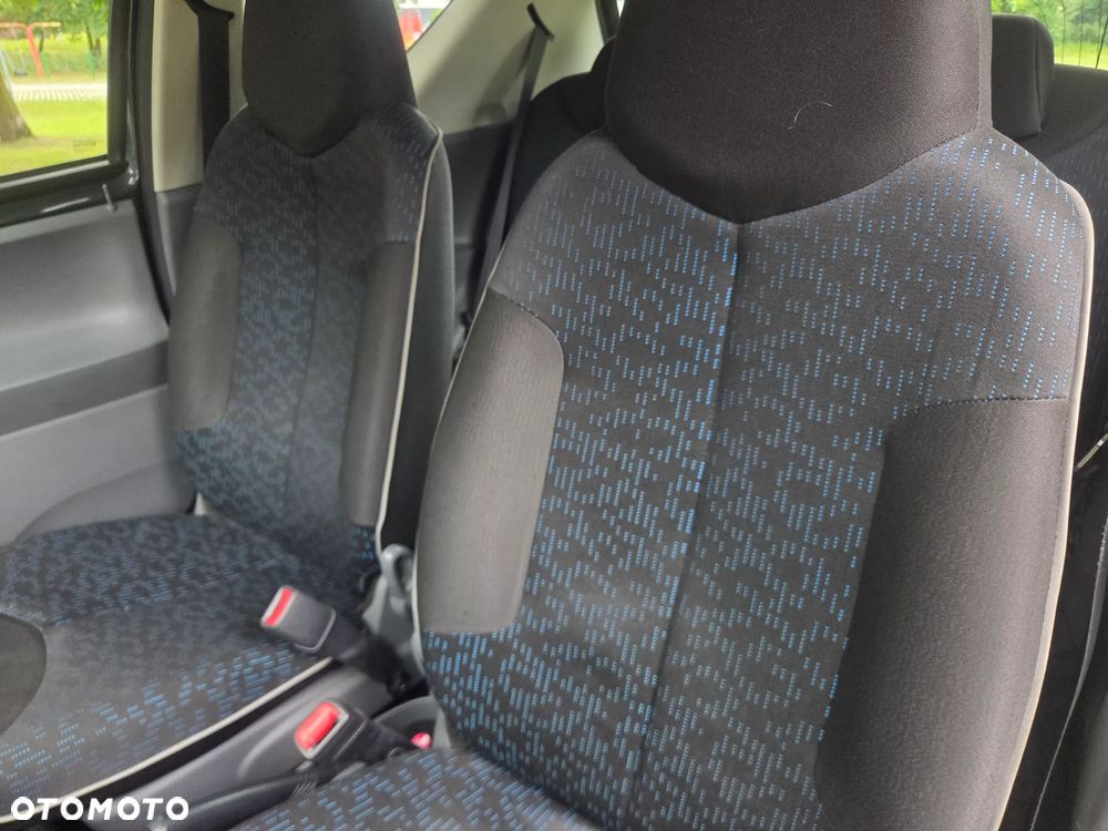 Peugeot 107 1.0 Urban Move - 7